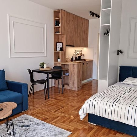 Tiara Apartment 2 Novi Sad Bagian luar foto