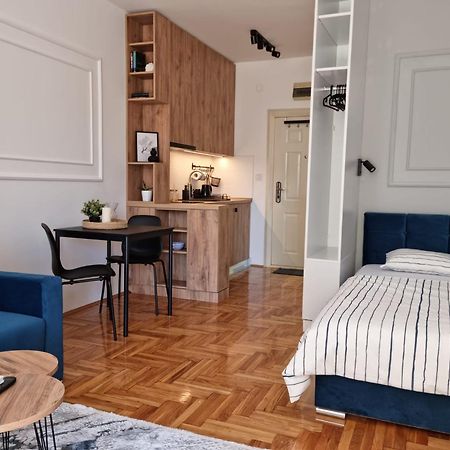 Tiara Apartment 2 Novi Sad Bagian luar foto