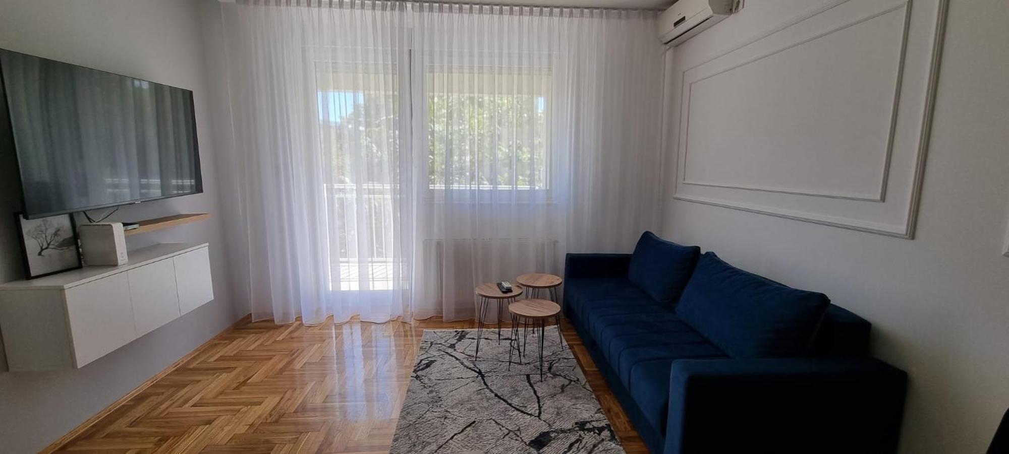 Tiara Apartment 2 Novi Sad Bagian luar foto